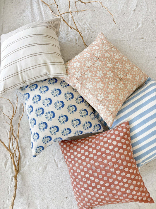 How to Choose the Perfect Cushion Insert Size