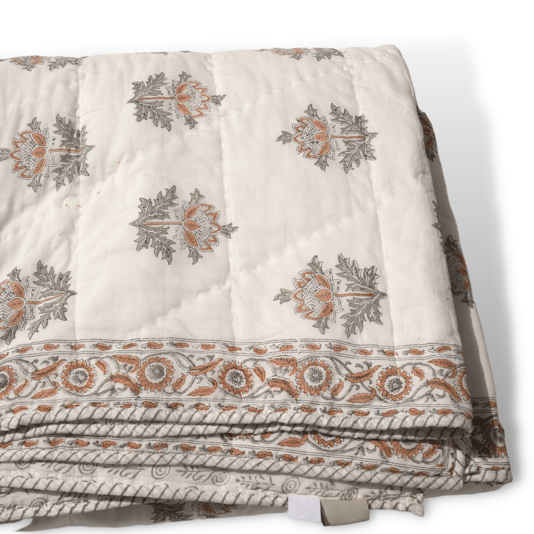 Scented Candles Summer House Quilt - La-Ra's - The Artisan Store