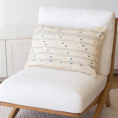 Muslin throw Pillow 