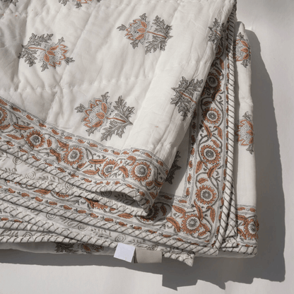 Scented Candles Summer House Quilt - La-Ra's - The Artisan Store