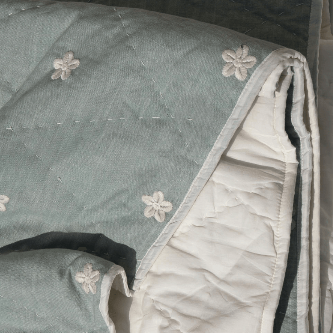 Scented Candles Olive Groves Quilt - La-Ra's - The Artisan Store